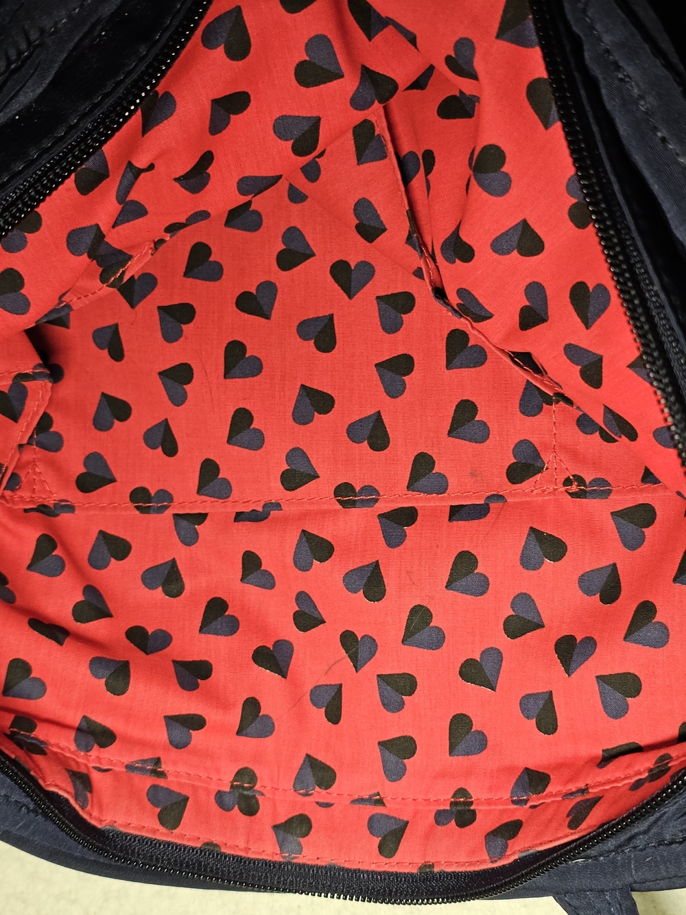 Vera Bradley Navy Quilted Tote - Sweet Hearts Pattern - Picture 7 of 8